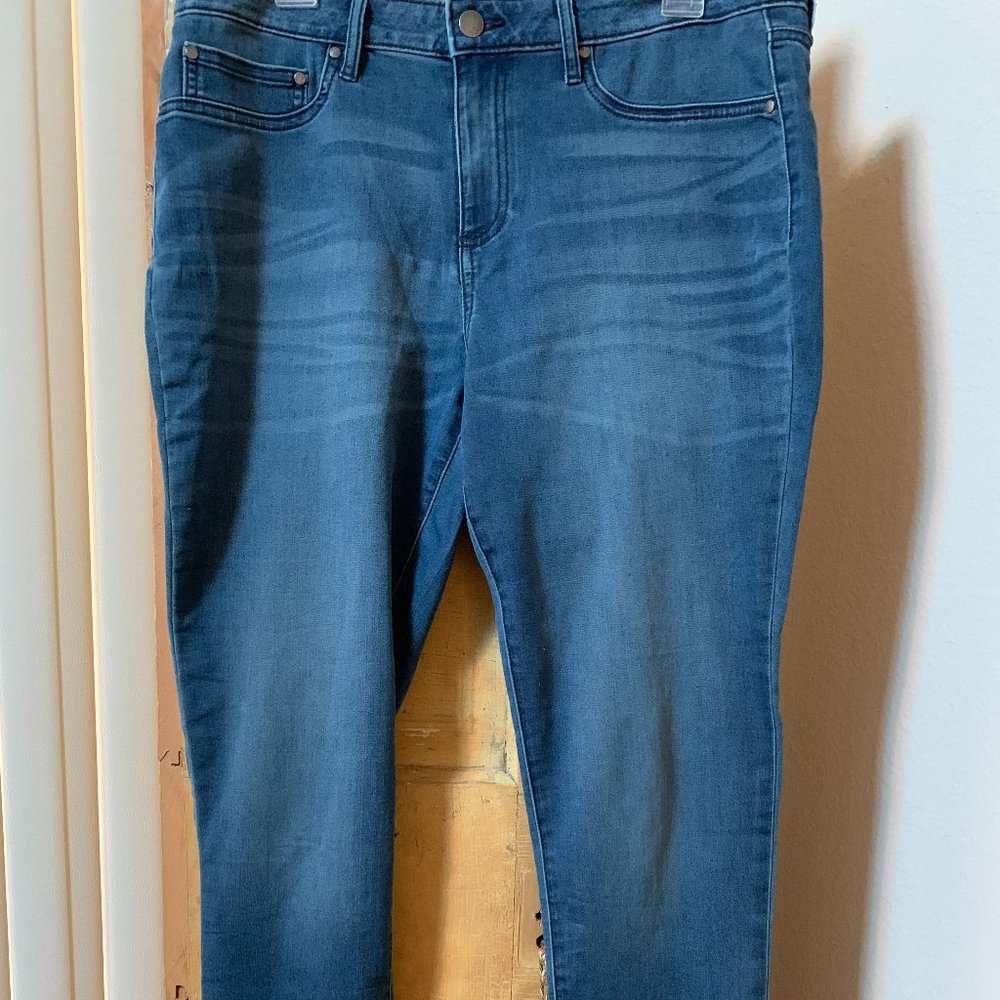 WOMAN JEANS